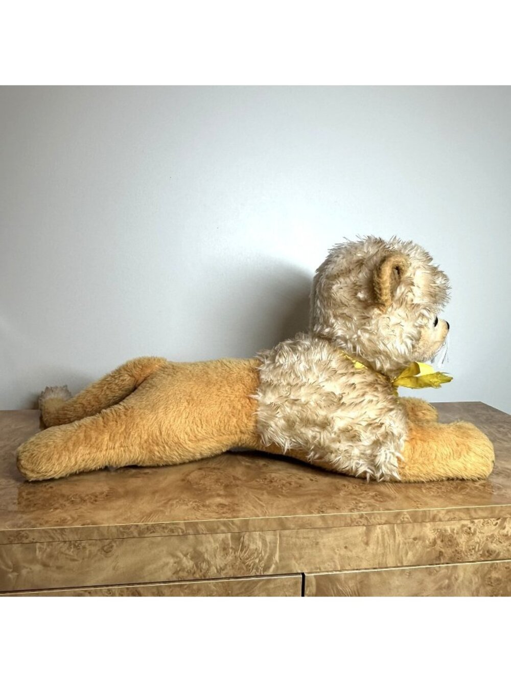 Vintage 1960s Plush Lion Stuffed Animal Glass Eyes Long Legs 24" MCM - Picture 3 of 8